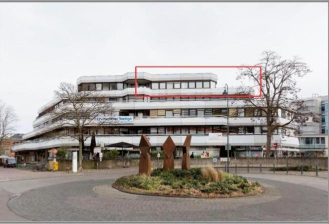 Im Herzen Von Wiesdorf- Blick Auf Das Bayer-Kreuz -Appartement Mit 2 Schlafzimmern-Fuer 3 Personen -Zentral Gelegen - Friedrich Ebert Platz 5A , 4Te Etage - Dachterrasse Und Sauna - Kaution Pflicht - Леверкузен Екстер'єр фото