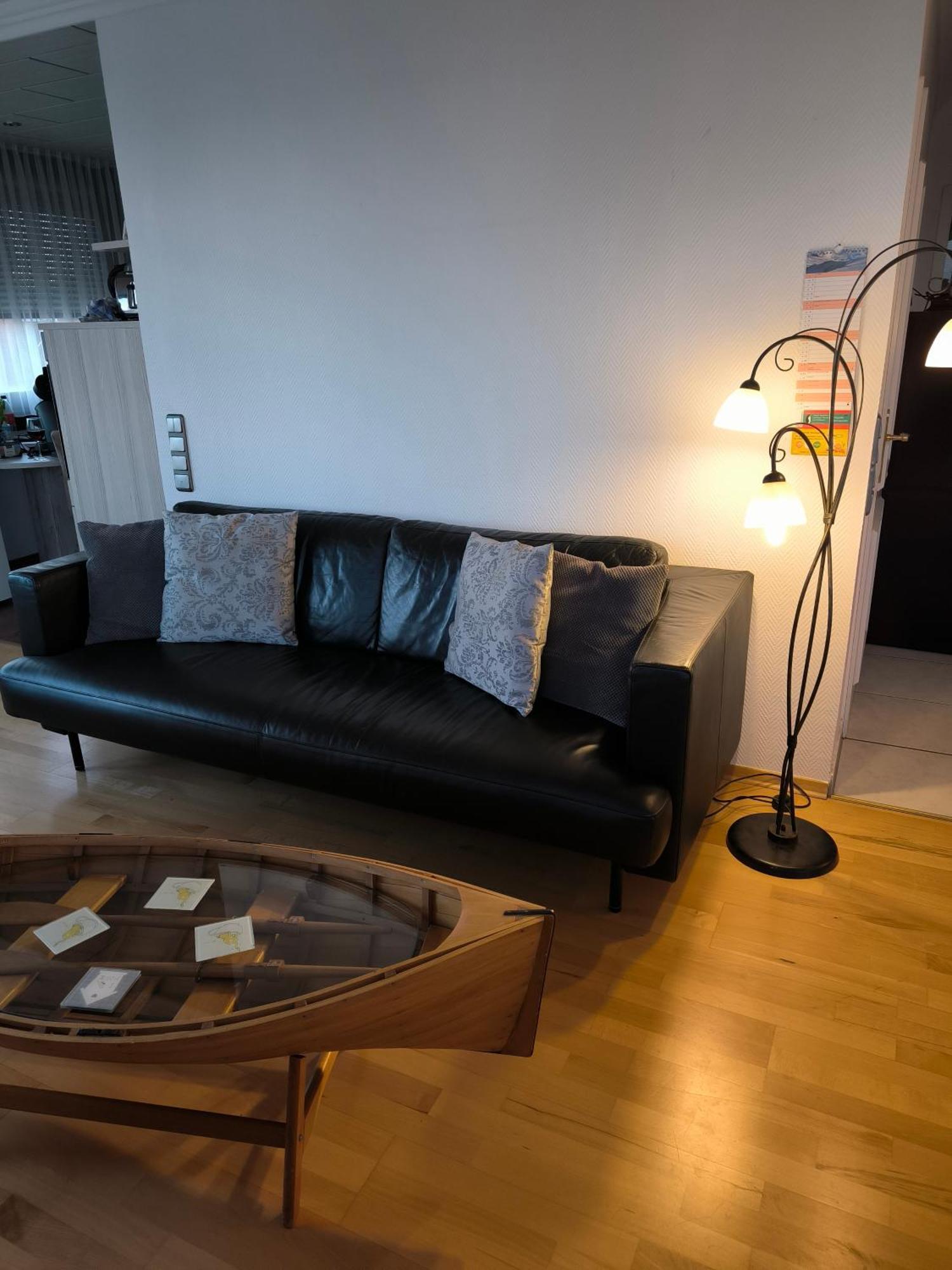 Im Herzen Von Wiesdorf- Blick Auf Das Bayer-Kreuz -Appartement Mit 2 Schlafzimmern-Fuer 3 Personen -Zentral Gelegen - Friedrich Ebert Platz 5A , 4Te Etage - Dachterrasse Und Sauna - Kaution Pflicht - Леверкузен Екстер'єр фото